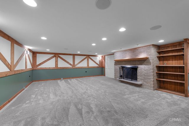 21W301 Par Lane, Itasca, IL 60143