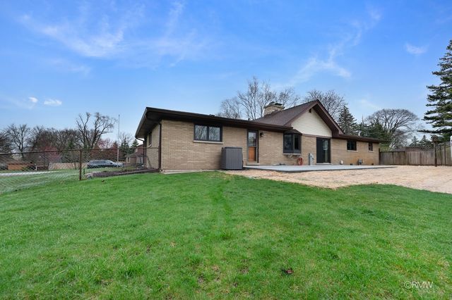 21W301 Par Lane, Itasca, IL 60143