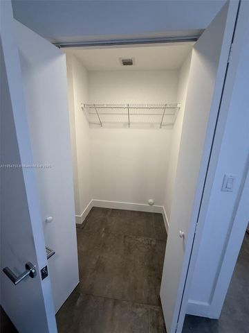 2010 SW 25th Ter 206, Miami, FL 33133