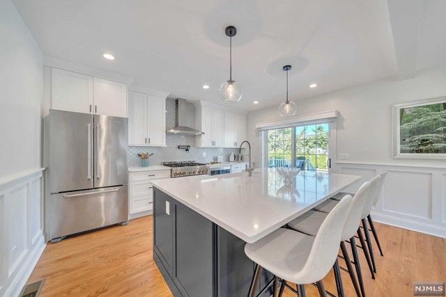 2-25 27th Street, Fair Lawn, NJ 07410