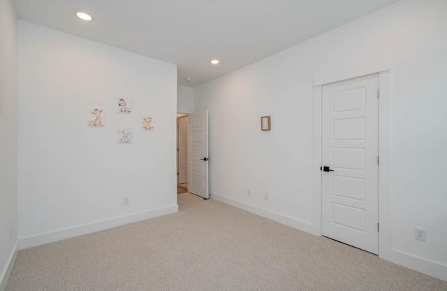 970 Highland Sound Lane, Houston, TX 77091