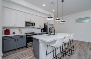 970 Highland Sound Lane, Houston, TX 77091