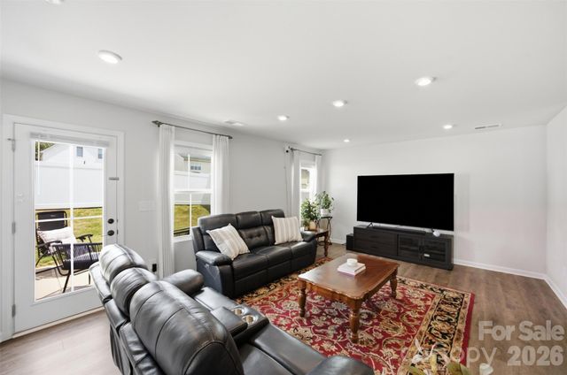 1705 Gutter Branch Drive, Charlotte, NC 28216