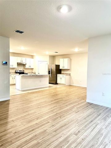 939 SUN BURST ROAD, Winter Haven, FL 33880