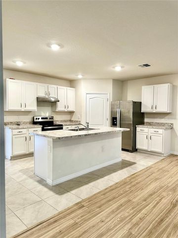 939 SUN BURST ROAD, Winter Haven, FL 33880