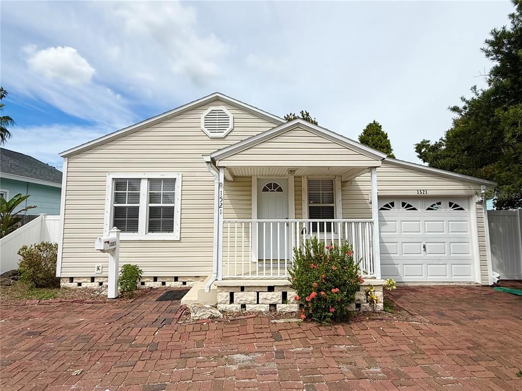 1521 38TH AVENUE N, St Petersburg, FL 33704