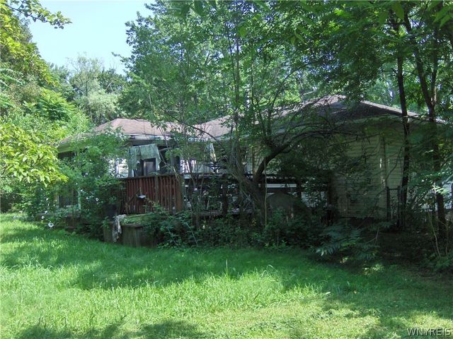 5 Maureen Drive, Chili, NY 14624