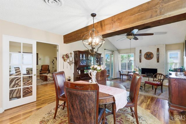 1700 Ashe Road 36, Bakersfield, CA 93309