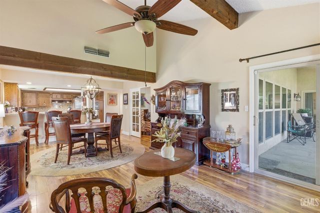 1700 Ashe Road 36, Bakersfield, CA 93309