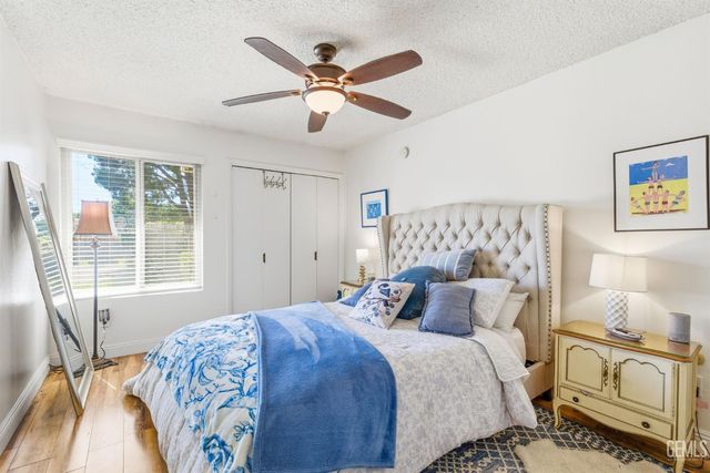 1700 Ashe Road 36, Bakersfield, CA 93309