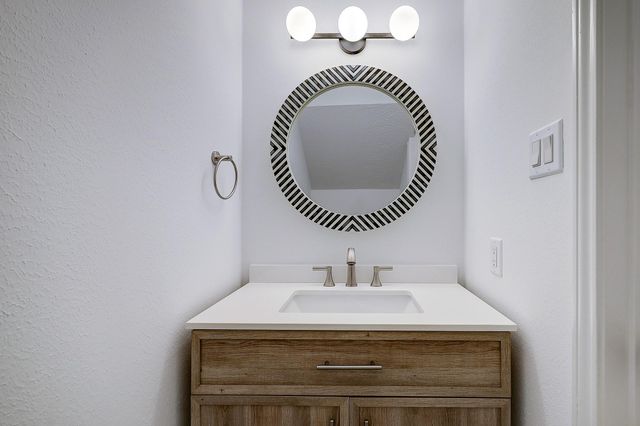 4311 Westheimer Road, Houston, TX 77027