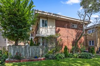 4720 Washington Street C, Skokie, IL 60076