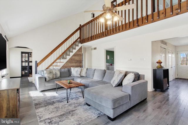 3 HOWARD DR, East Berlin, PA 17316