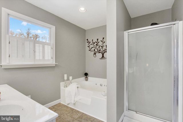 3 HOWARD DR, East Berlin, PA 17316