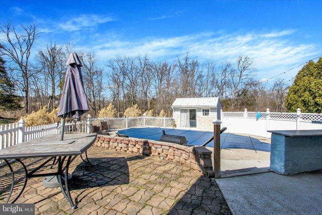 3 HOWARD DR, East Berlin, PA 17316