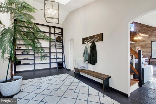 3 HOWARD DR, East Berlin, PA 17316