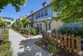 862 W CAPRAIA CT, Midvale, UT 84047