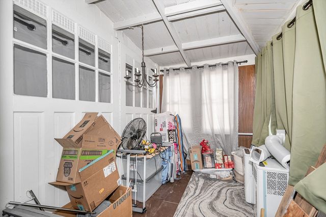 2 Lakeview Ave, Sterling, MA 01564