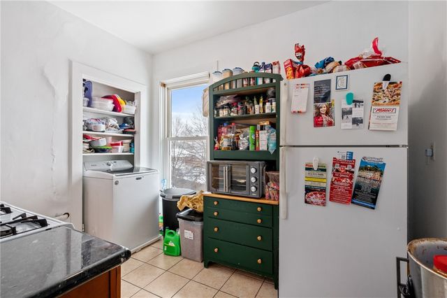 238 Shadyhill Rd, Pittsburgh, PA 15205