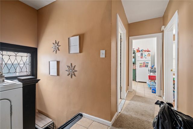 238 Shadyhill Rd, Pittsburgh, PA 15205