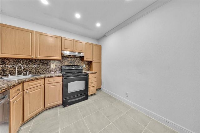 3814 Coral Tree Cir 3814, Coconut Creek, FL 33073