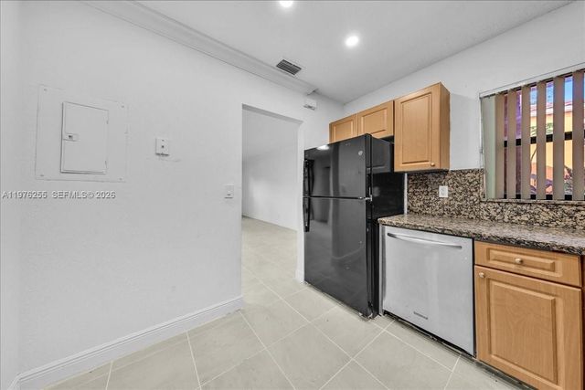 3814 Coral Tree Cir 3814, Coconut Creek, FL 33073