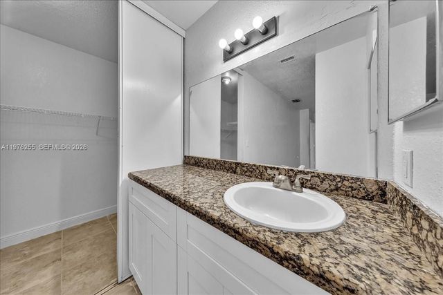 3814 Coral Tree Cir 3814, Coconut Creek, FL 33073