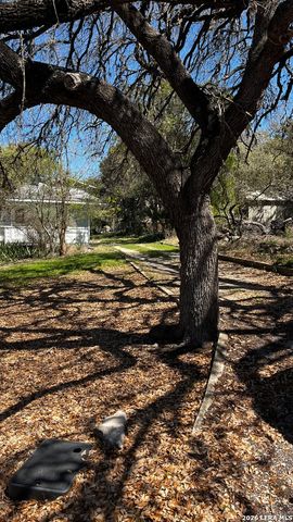 535 Twin Elm, Canyon Lake, TX 78133