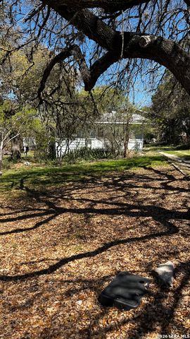 535 Twin Elm, Canyon Lake, TX 78133