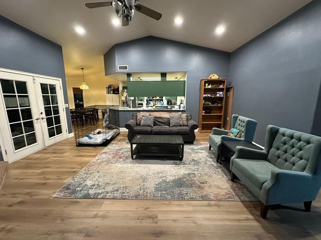 2526 Gibson Avenue, Clovis, CA 93611