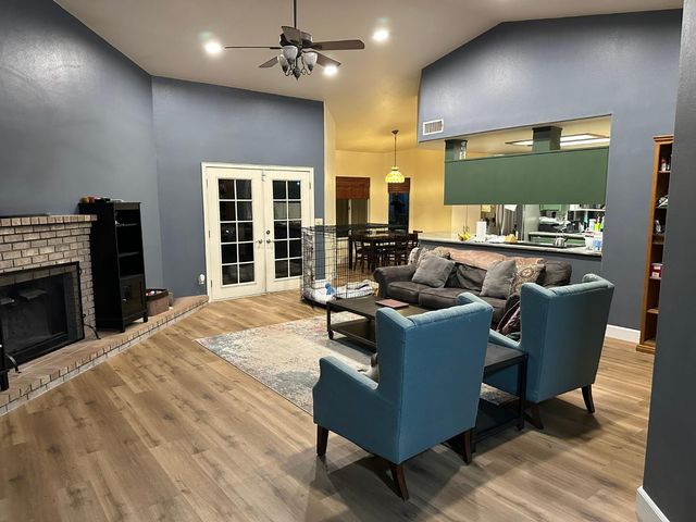 2526 Gibson Avenue, Clovis, CA 93611