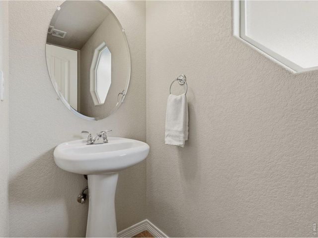 623 Goose Lake Ct, Windsor, CO 80550
