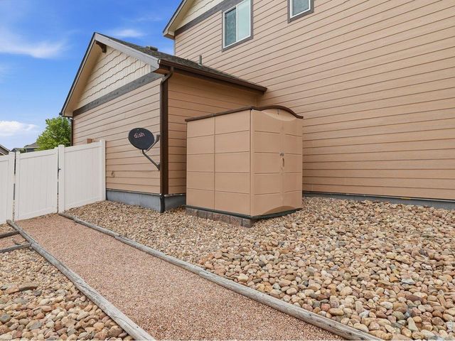 623 Goose Lake Ct, Windsor, CO 80550