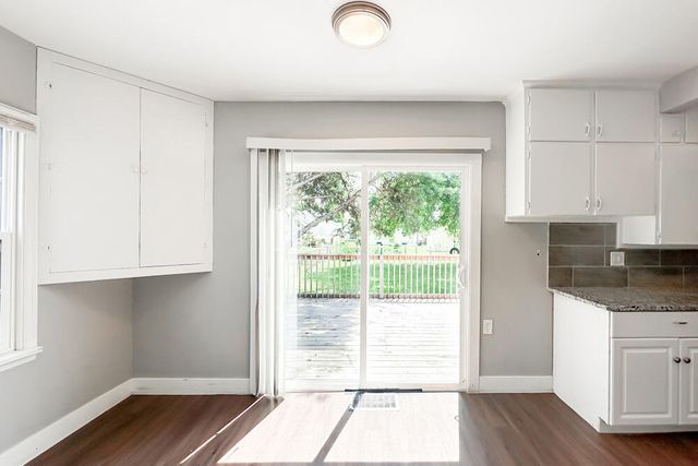 3015 AVE G, Council Bluffs, IA 51501