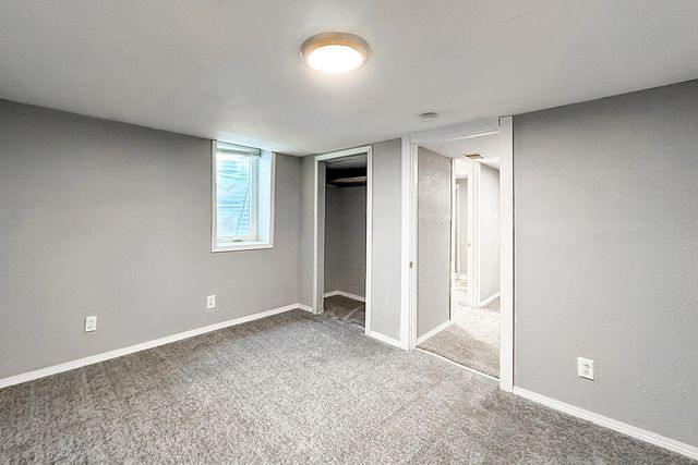 3015 AVE G, Council Bluffs, IA 51501