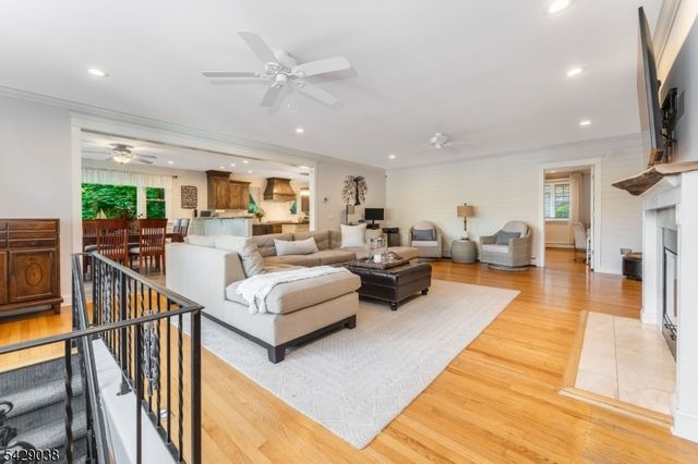 235 Hudson Ave, Hopatcong Boro, NJ 07843
