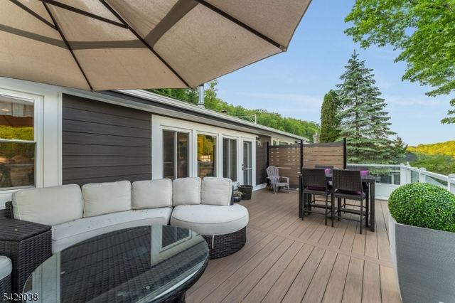 235 Hudson Ave, Hopatcong Boro, NJ 07843
