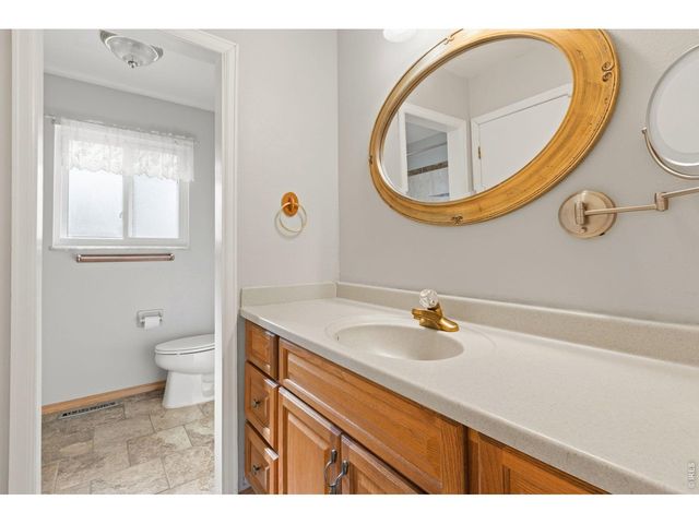 2318 Derby Hill Dr, Loveland, CO 80537
