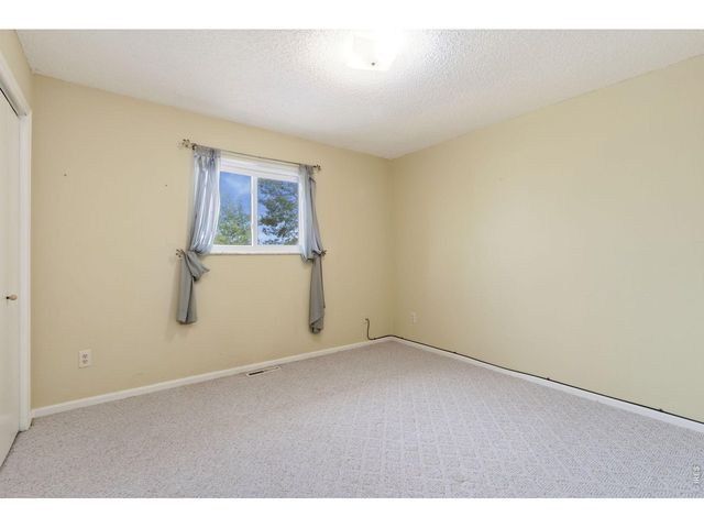 2318 Derby Hill Dr, Loveland, CO 80537