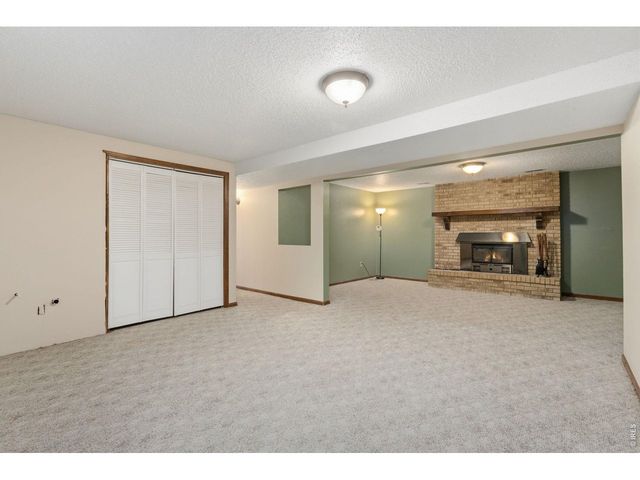 2318 Derby Hill Dr, Loveland, CO 80537