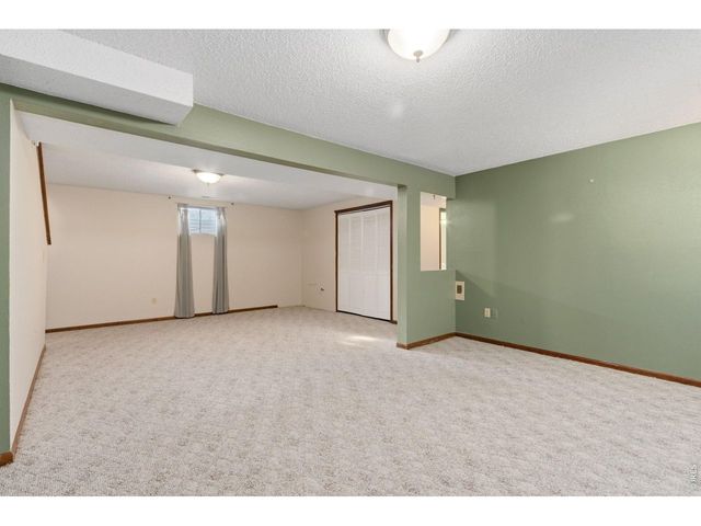 2318 Derby Hill Dr, Loveland, CO 80537