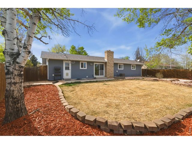 2318 Derby Hill Dr, Loveland, CO 80537