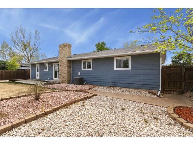 2318 Derby Hill Dr, Loveland, CO 80537