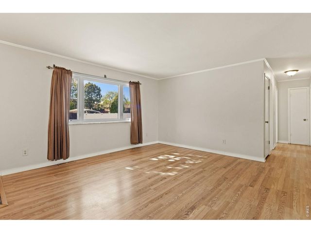 2318 Derby Hill Dr, Loveland, CO 80537