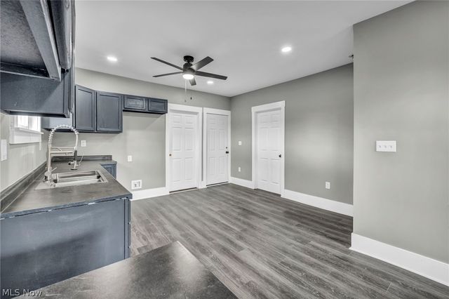 10905 Grandview Avenue, Cleveland, OH 44104