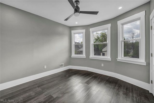 10905 Grandview Avenue, Cleveland, OH 44104