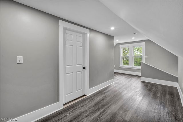 10905 Grandview Avenue, Cleveland, OH 44104
