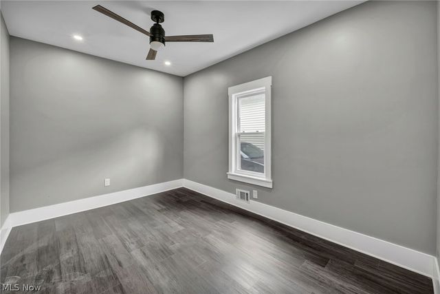 10905 Grandview Avenue, Cleveland, OH 44104