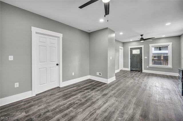 10905 Grandview Avenue, Cleveland, OH 44104