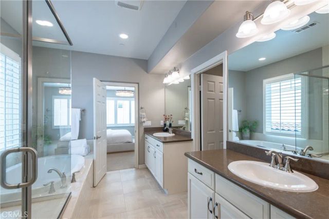 120 Mongoose, Irvine, CA 92618